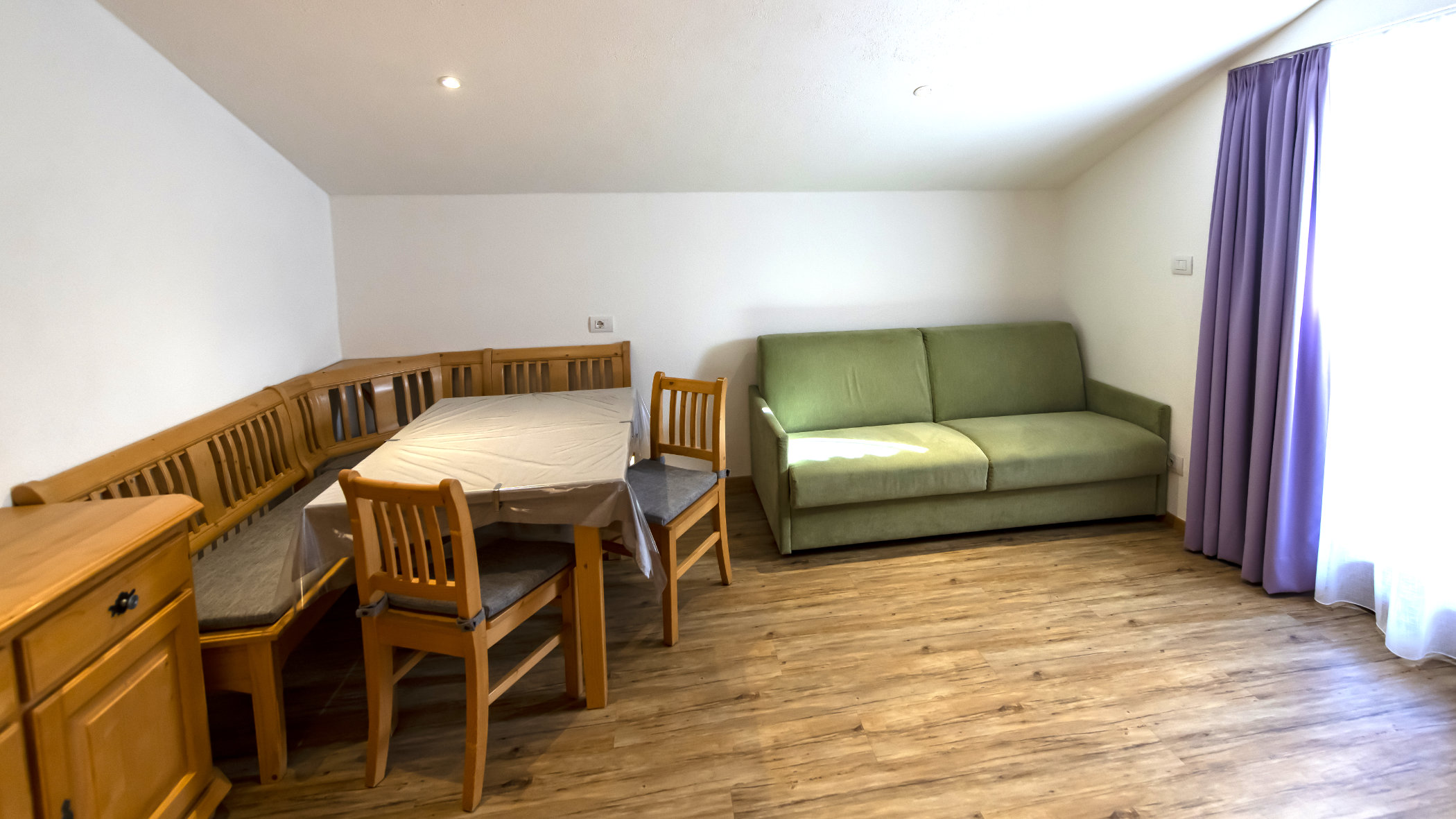 Apartment Helm Wohnbereich